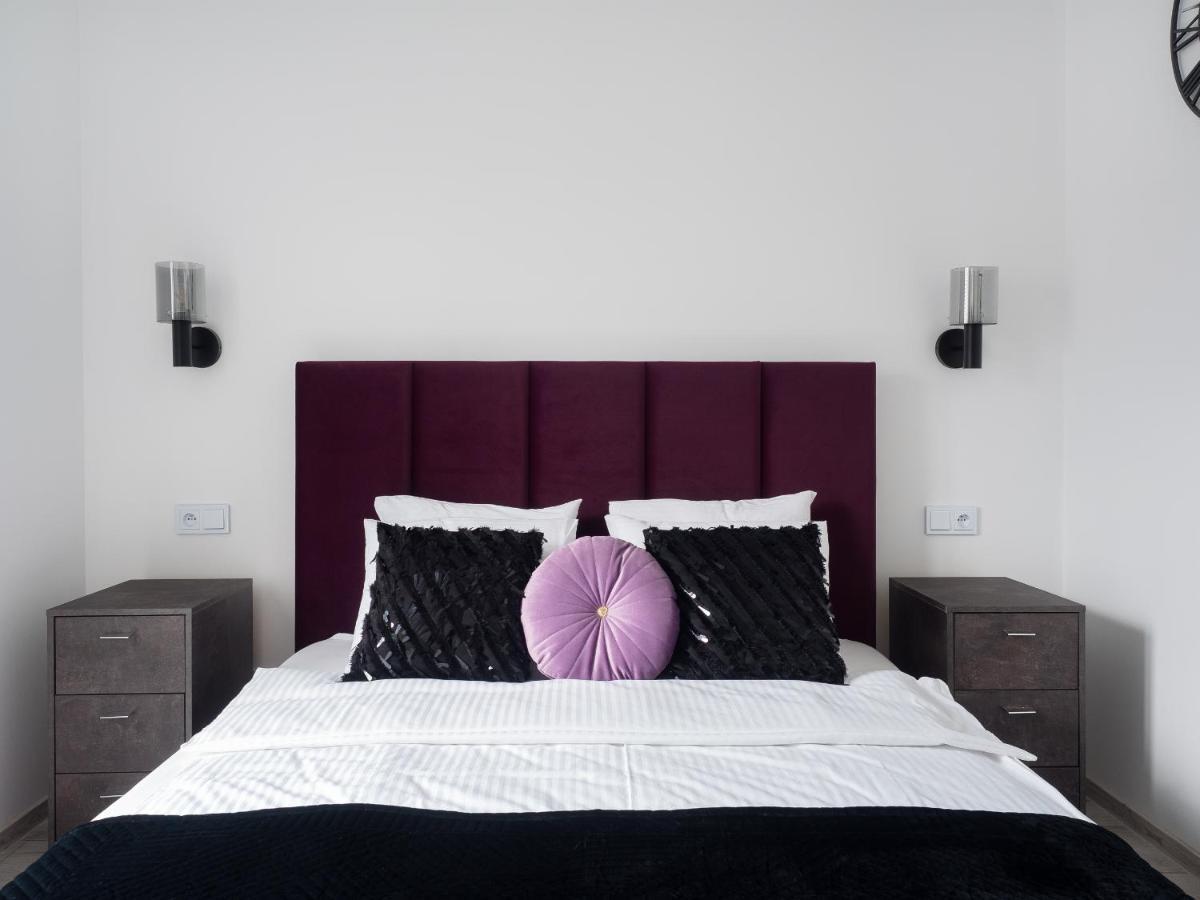 Szwedzka 22C Separate Bedroom Free Garage By Perfect Apart Warsawa Bagian luar foto